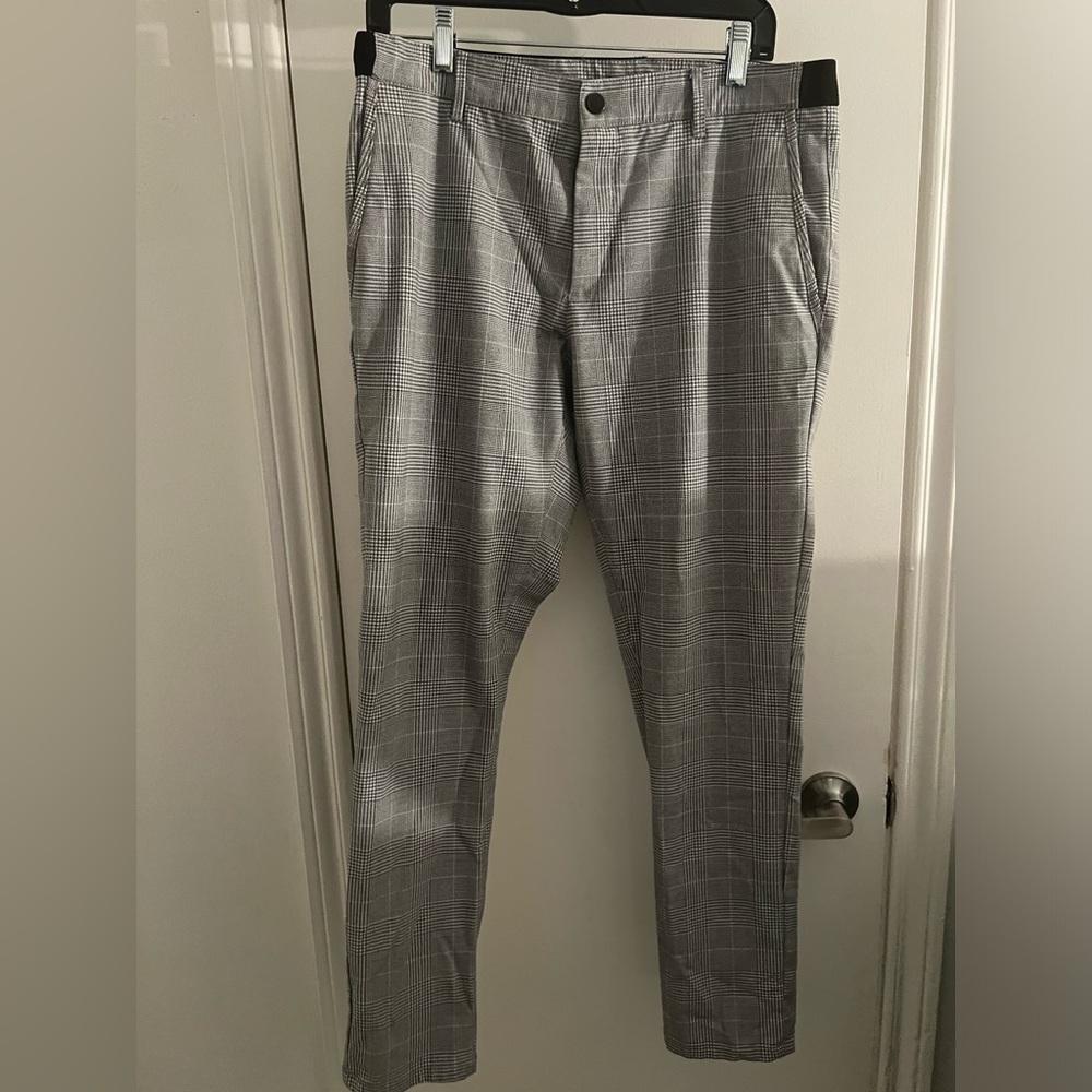 Zara Size M Slim Fit Grey Plaid Dress Pants